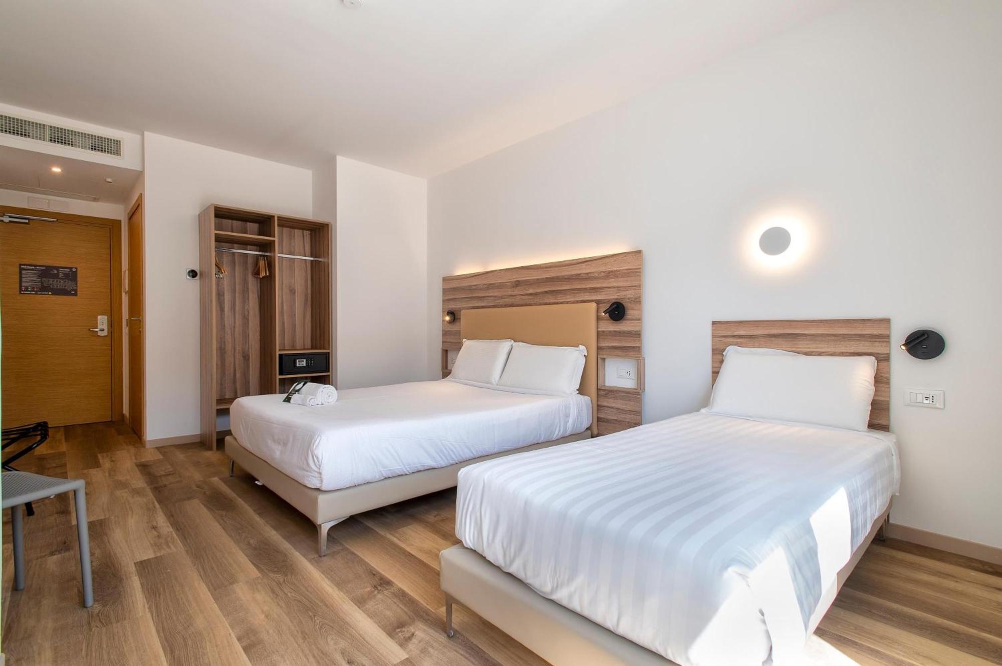 B&B Hotel Sassari Exterior photo